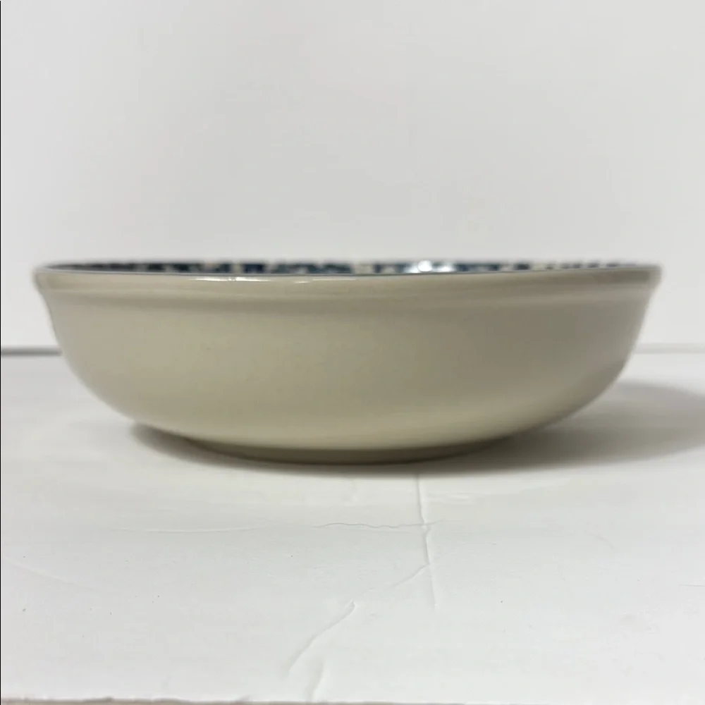 Folkcraft by Tienshan Cabin in the Snow Spongeware Round‎ Vegetable Bowl